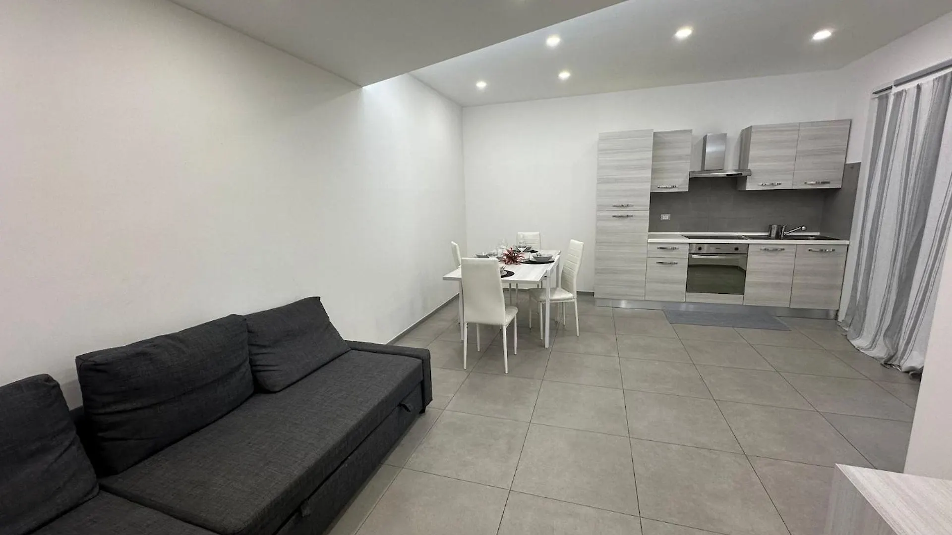 Soluzione Casa Pietra Ligure Sea House Apartment