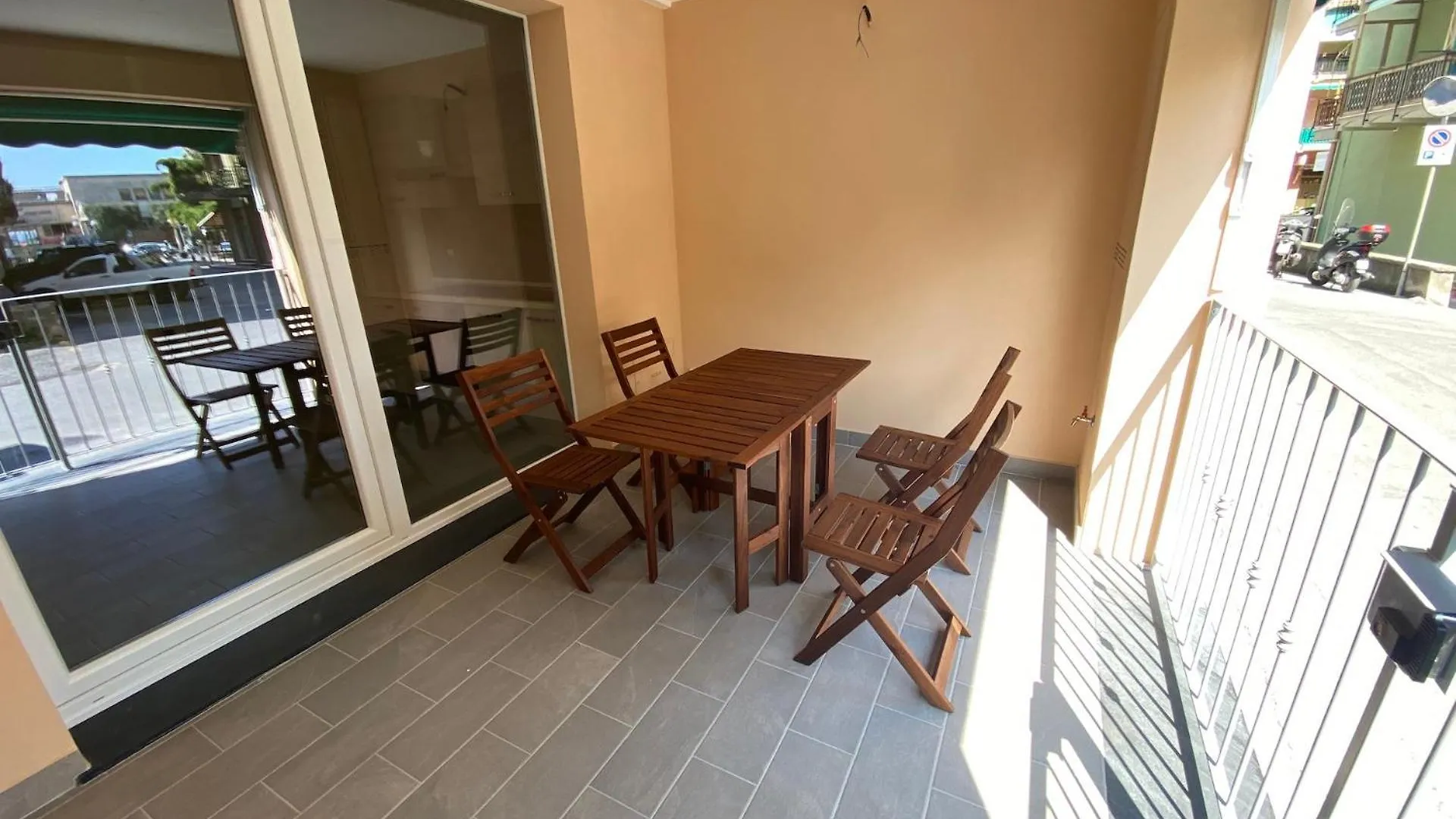 Soluzione Casa Pietra Ligure Sea House Apartment