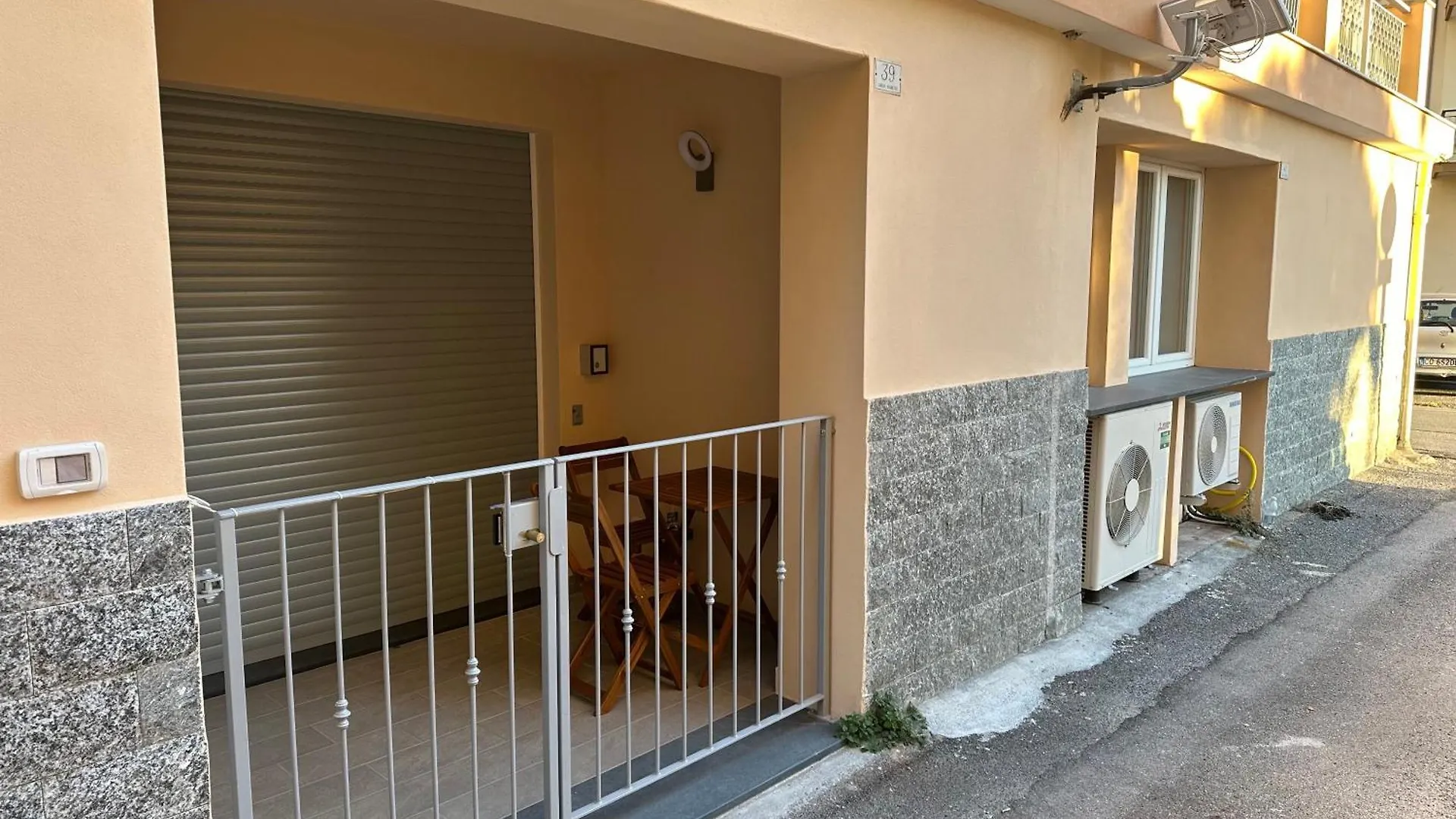 Soluzione Casa Pietra Ligure Sea House Apartment