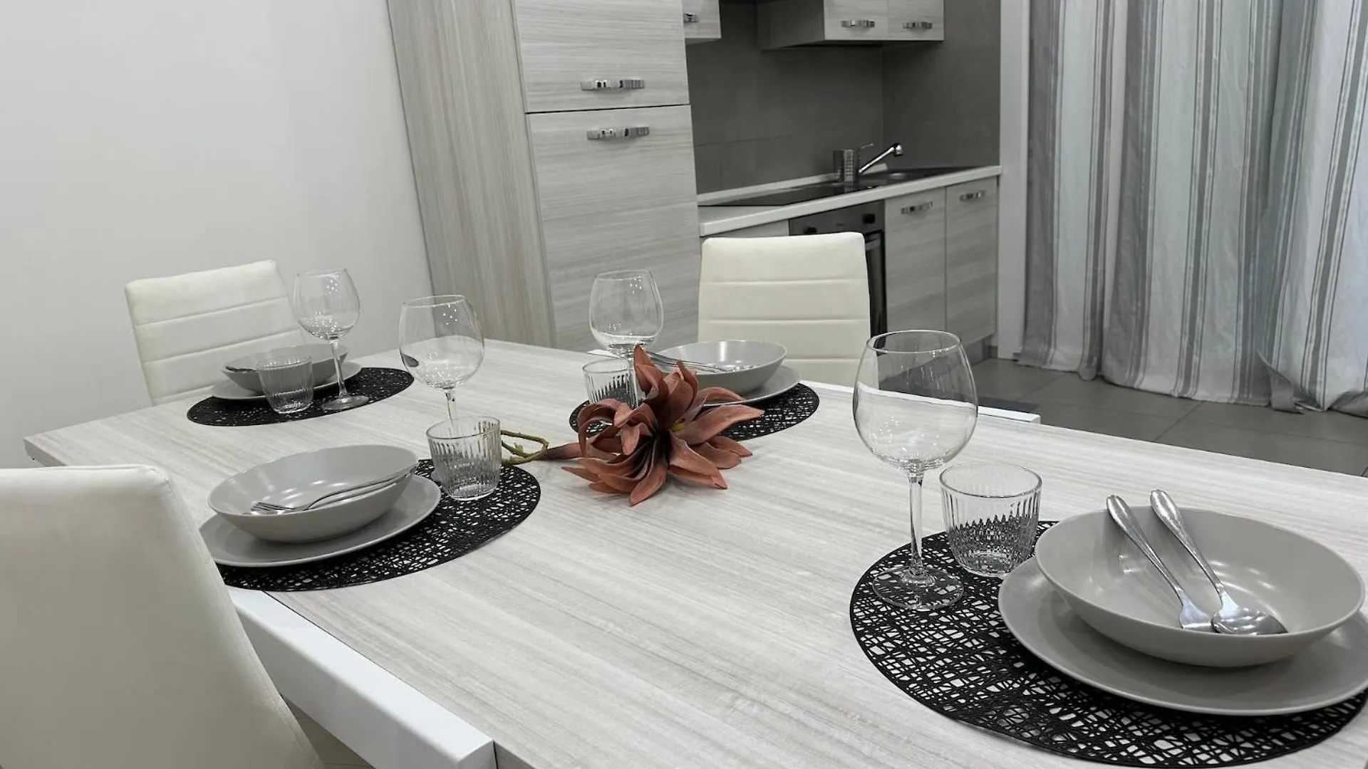 Soluzione Casa Pietra Ligure Sea House Apartment