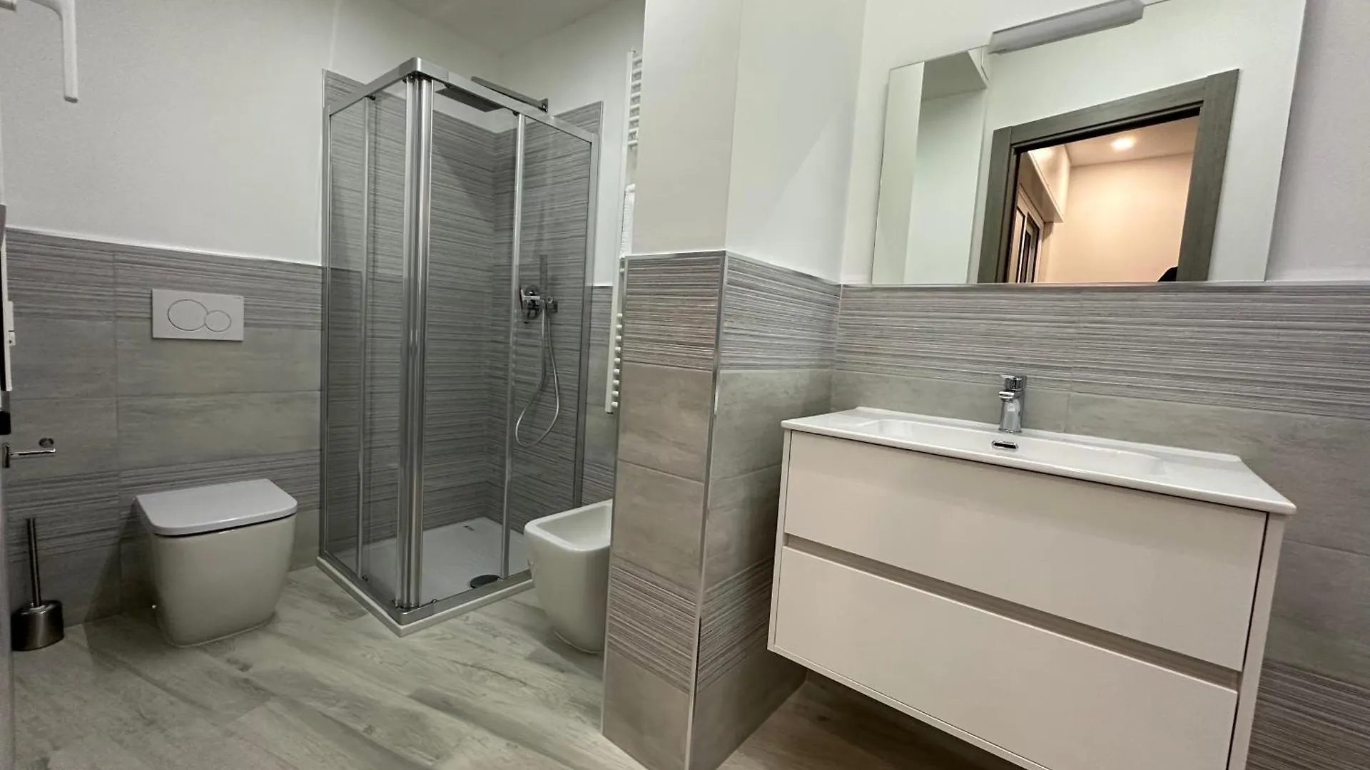 Soluzione Casa Pietra Ligure Sea House Apartment