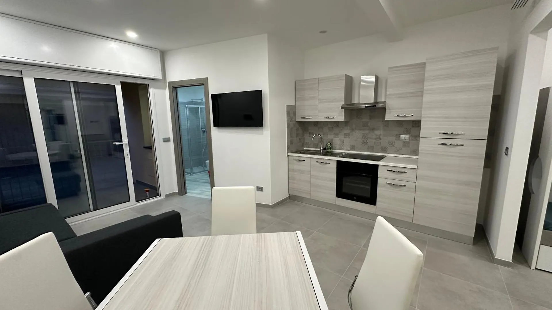 Soluzione Casa Pietra Ligure Sea House Apartment